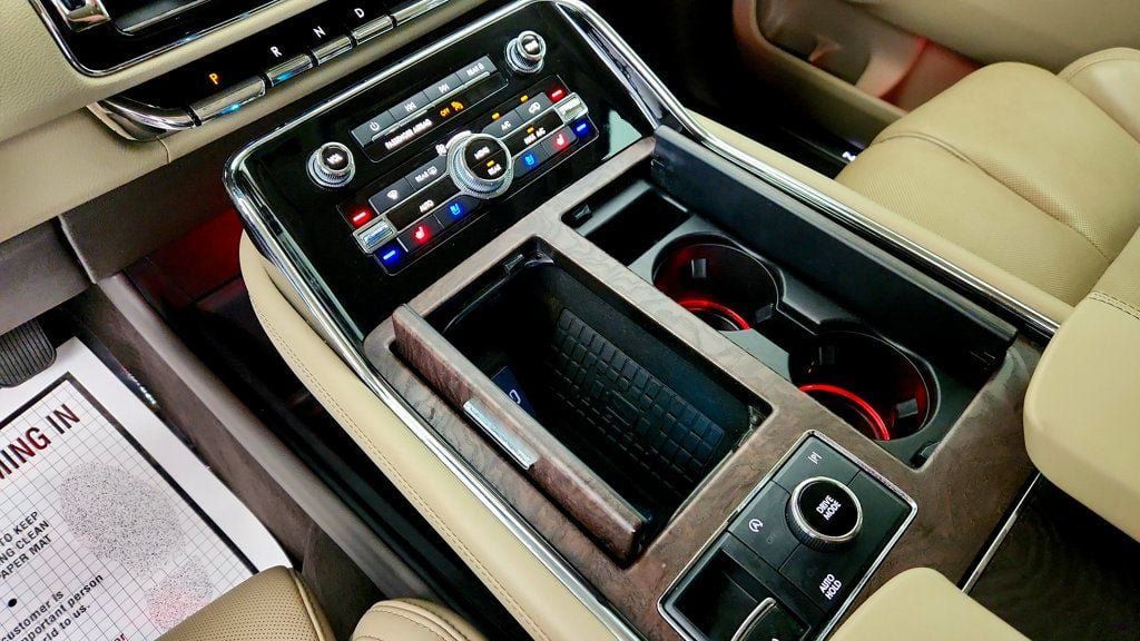 Used 2022 Lincoln Navigator Reserve RWD image 15