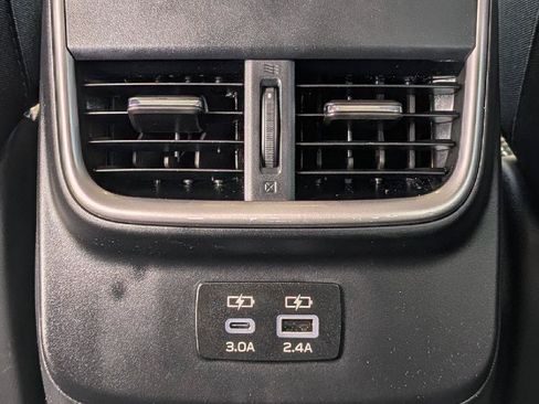 Used 2025 Subaru Outback Premium AWD/4WD image 25