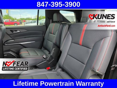 Used 2024 Chevrolet Traverse RS AWD/4WD image 33