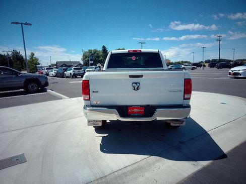 Used 2021 RAM 1500 Classic SLT w/ Protection Group AWD/4WD image 4