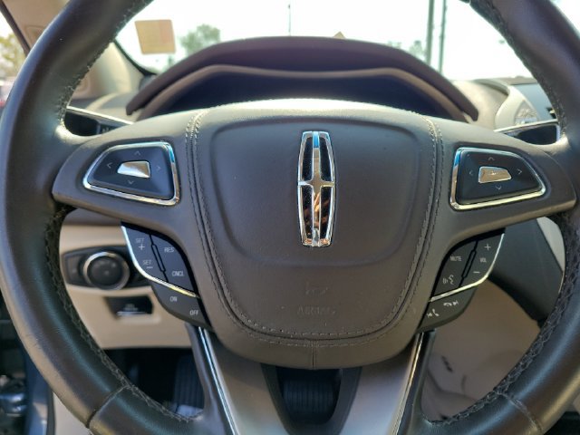 Used 2019 Lincoln MKZ Premiere FWD image 25