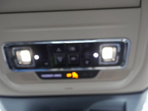 Used 2022 Lincoln Corsair Reserve w/ Equipment Group 201A image 20