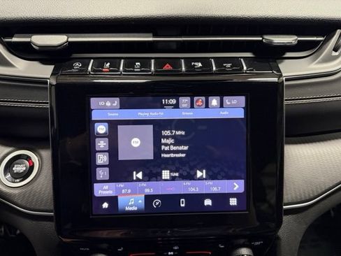 Used 2024 Jeep Grand Cherokee Altitude AWD/4WD image 36