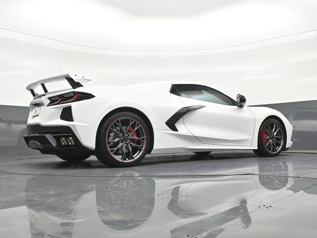 Used 2024 Chevrolet Corvette Stingray Convertible w/ 1LT RWD image 27