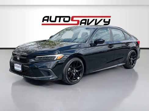 Used 2023 Honda Civic Sport image 3