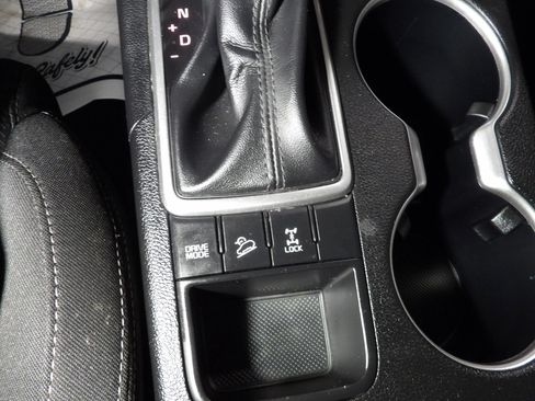 Used 2021 Kia Sportage LX image 15