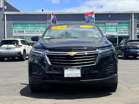 Used 2023 Chevrolet Equinox LS w/ LS Convenience Package AWD/4WD image 1