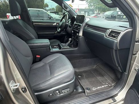 Used 2023 Lexus GX 460 Premium AWD/4WD image 27