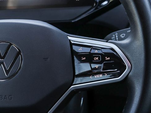 Used 2023 Volkswagen ID.4 Pro image 15