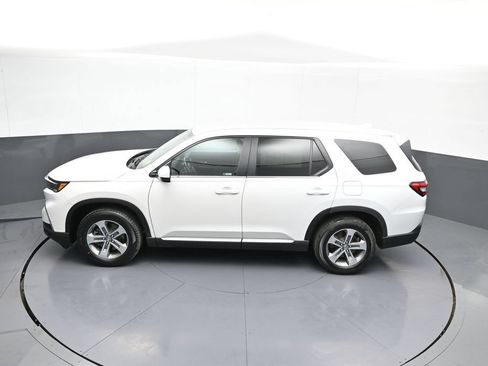 Used 2023 Honda Pilot EX-L image 43