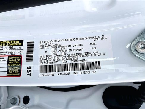 Used 2024 Toyota Tacoma SR5 AWD/4WD image 36