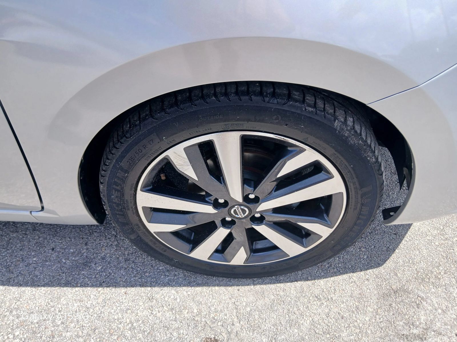 Used 2020 Nissan Versa SR w/ Convenience Package FWD image 18