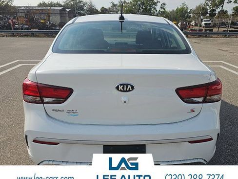 Used 2021 Kia Rio S image 4
