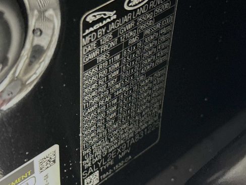 New 2026 Land Rover Range Rover Velar Dynamic SE image 31