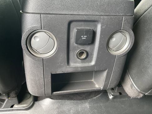 Used 2015 Ford F250 Platinum w/ FX4 Off-Road Package image 40