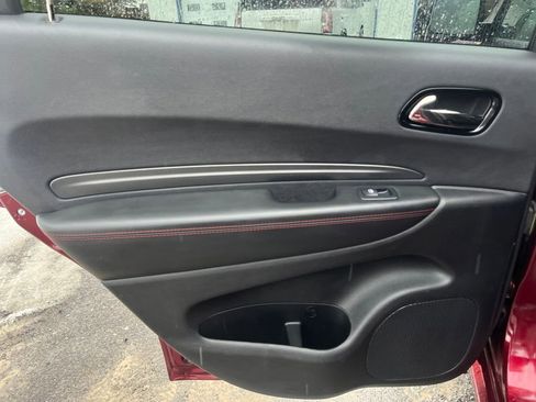 Used 2023 Dodge Durango GT image 31