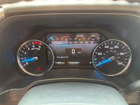 Used 2017 Ford F250 Lariat w/ Lariat Value Package AWD/4WD image 13