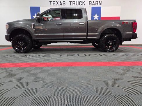 Used 2020 Ford F250 Limited image 1