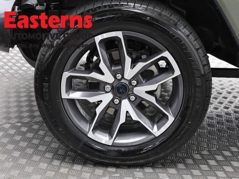 Used 2024 Jeep Wrangler Unlimited AWD/4WD image 32
