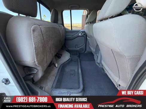 Used 2015 Nissan Frontier SV w/ SV Value Truck Package AWD/4WD image 39