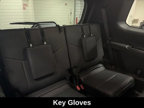 Used 2024 Lexus GX 550 w/ Accessory Package (Z1) AWD/4WD image 11