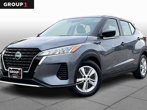 Certified 2024 Nissan Kicks S image 1