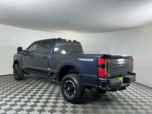 Used 2025 Ford F350 Platinum w/ Tremor Off-Road Package AWD/4WD image 6