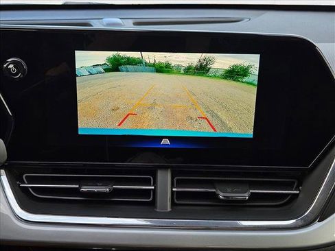 New 2026 Chevrolet Trax LT w/ Driver Confidence Package image 16