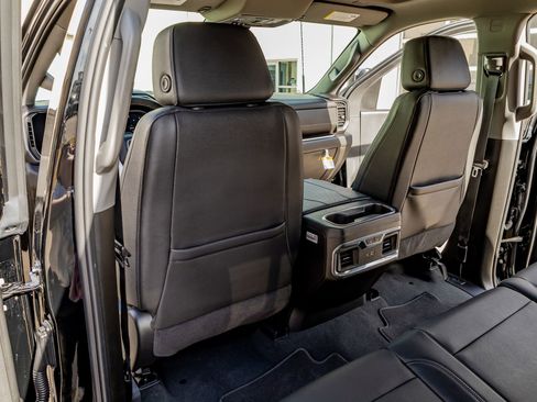 Used 2025 GMC Sierra 3500 SLT w/ Texas SLT Premium Package image 34