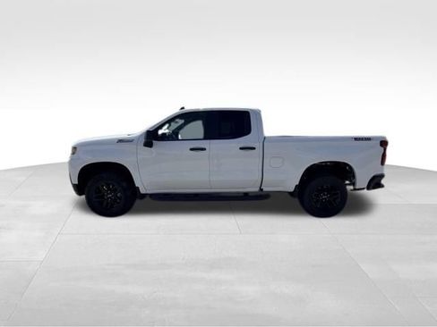 Used 2020 Chevrolet Silverado 1500 Custom Trail Boss w/ Custom Convenience Package AWD/4WD image 3