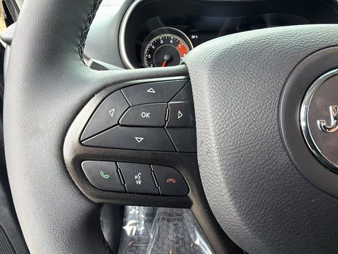 Used 2022 Jeep Cherokee Trailhawk w/ Sound & Nav Group image 27