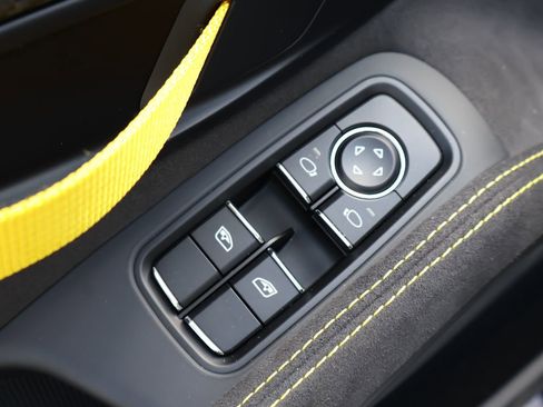 Used 2024 Porsche 718 Cayman GT4 RS image 11