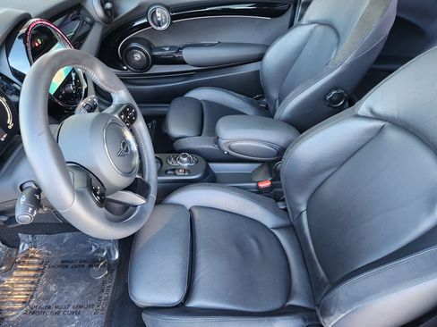 Used 2023 MINI Cooper SE image 15