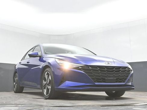 Used 2023 Hyundai Elantra SEL w/ Convenience Package FWD image 29