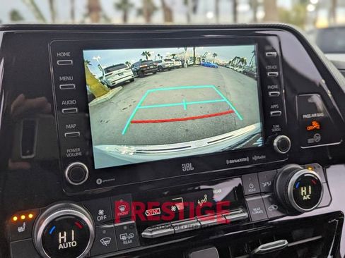 Used 2022 Toyota Highlander XSE image 20