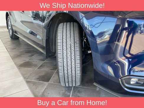 Used 2026 Toyota Sienna XLE FWD image 19