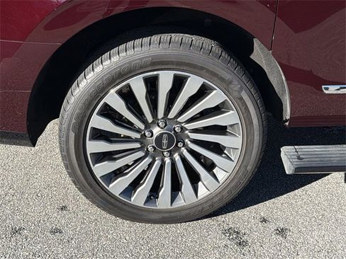 Used 2019 Lincoln Navigator L Reserve w/ Cargo Package image 17