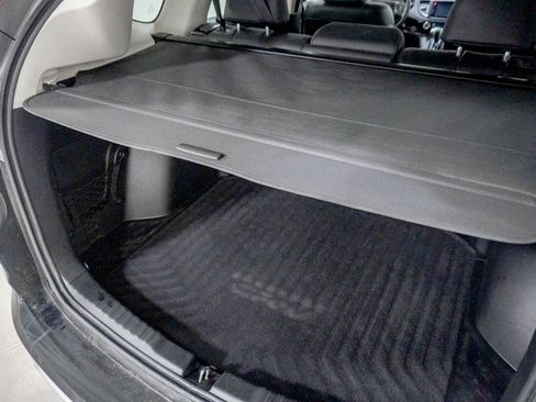 Used 2016 Honda CR-V Touring image 10