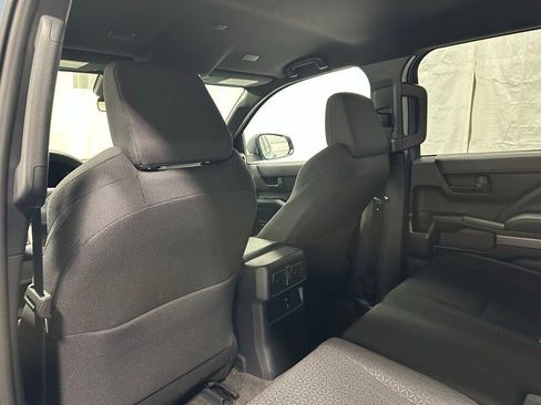 Used 2025 Toyota 4Runner SR5 image 46