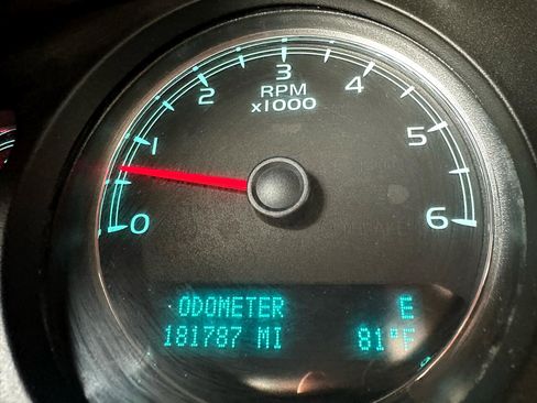 Used 2009 Chevrolet Tahoe LS image 39