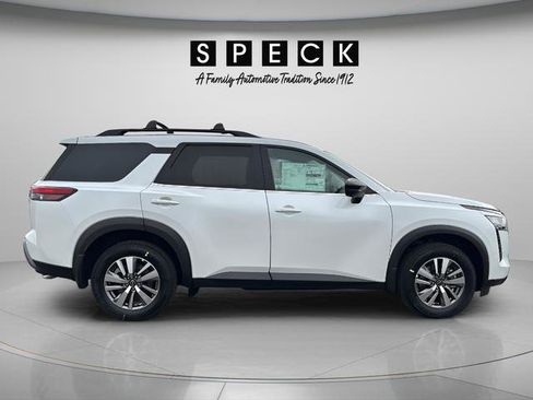 New 2026 Nissan Pathfinder SL AWD/4WD image 6