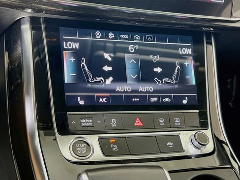 Used 2022 Audi Q7 3.0T Premium AWD/4WD image 16