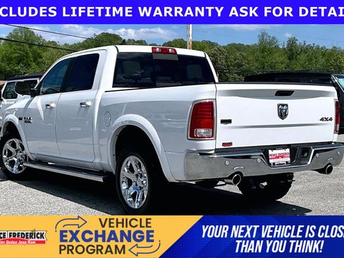 Used 2018 RAM 1500 Laramie w/ Convenience Group AWD/4WD image 9