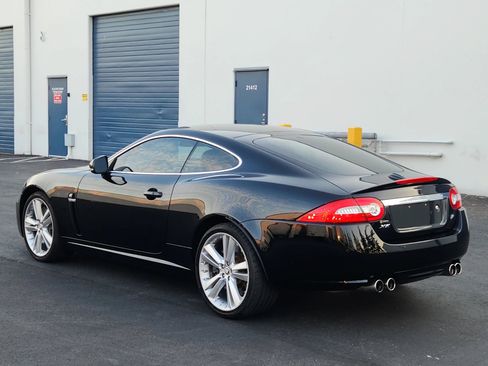 Used 2010 Jaguar XKR R RWD image 3