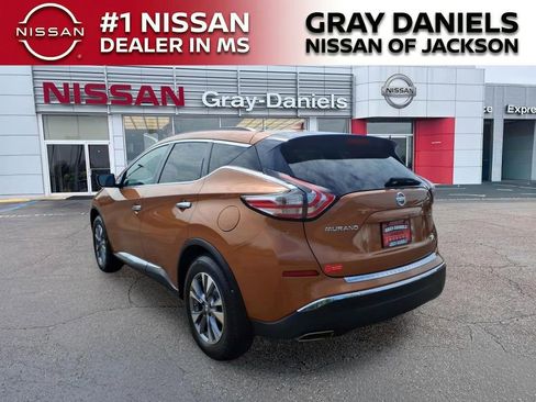 Used 2017 Nissan Murano SV FWD image 5