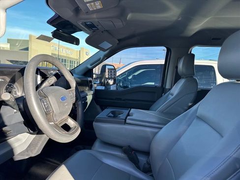 Used 2023 Ford F450 XL w/ 360-Degree Camera Package image 2