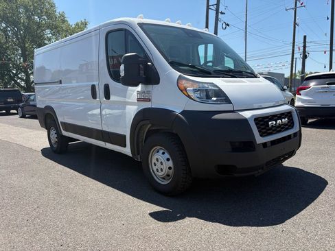 Used 2022 RAM ProMaster 1500 w/ Interior LED Lighting Group FWD image 3