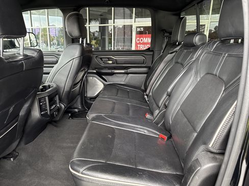 Used 2020 RAM 1500 Limited w/ Black Appearance Package AWD/4WD image 31