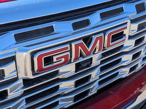 New 2026 GMC Terrain Denali image 5