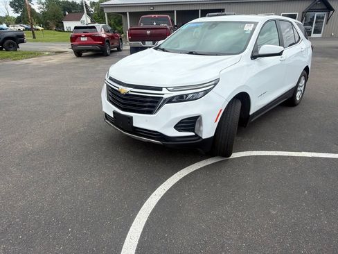 Used 2024 Chevrolet Equinox LT w/ LPO, Floor Liner Package AWD/4WD image 3